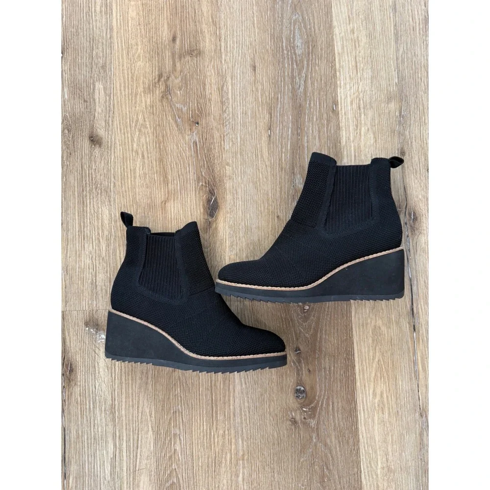 Sofft Minimalist Wedge Ankle Boots Women 8.5 Black Knit Textile Leather Sock